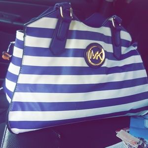 Mk purse